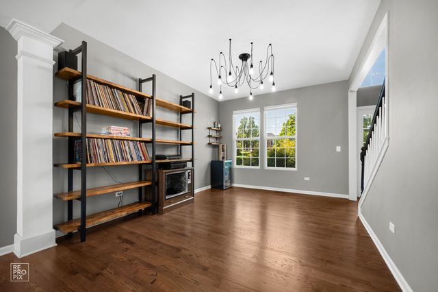 2 Marshall Ash Court, Bolingbrook, IL 60490