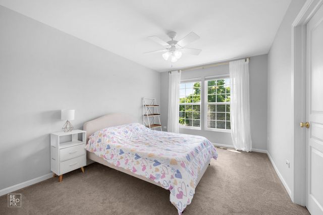 2 Marshall Ash Court, Bolingbrook, IL 60490