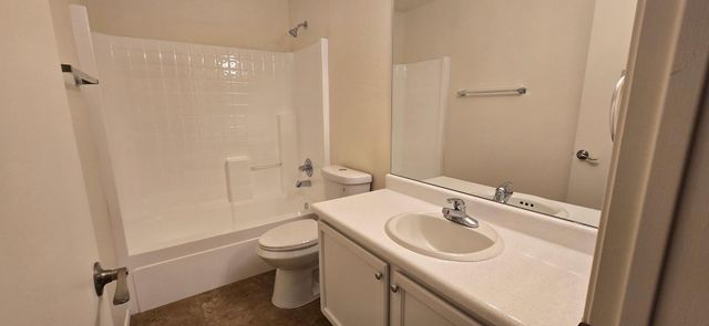 8568 W VOGEL Avenue, Peoria, AZ 85345