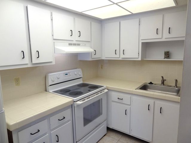 1705 NW 80th Avenue C, Margate, FL 33063