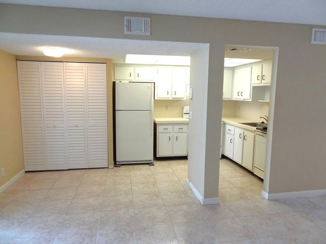 1705 NW 80th Avenue C, Margate, FL 33063