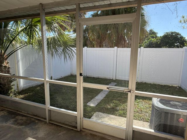 1705 NW 80th Avenue C, Margate, FL 33063