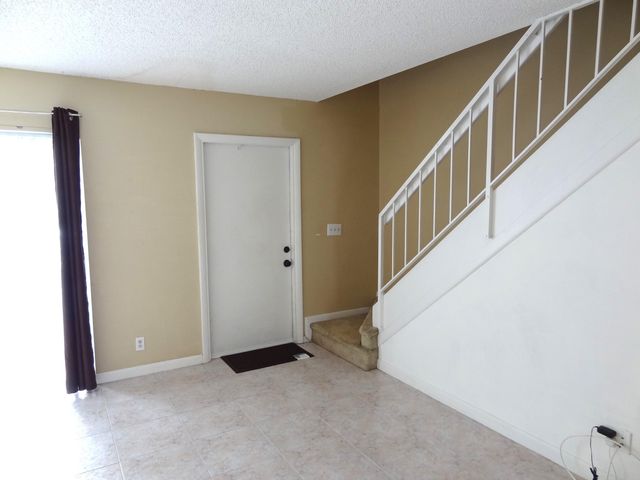 1705 NW 80th Avenue C, Margate, FL 33063