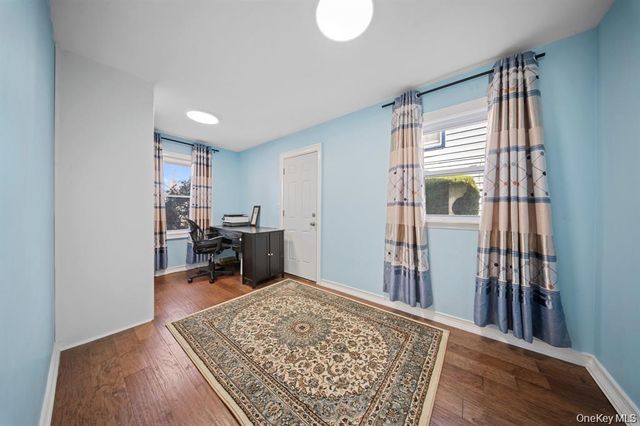 79-31 Langdale Street, New Hyde Park, NY 11040