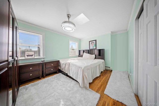 79-31 Langdale Street, New Hyde Park, NY 11040