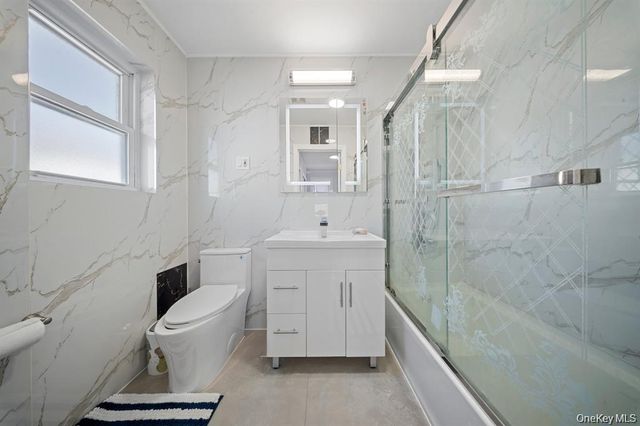 79-31 Langdale Street, New Hyde Park, NY 11040
