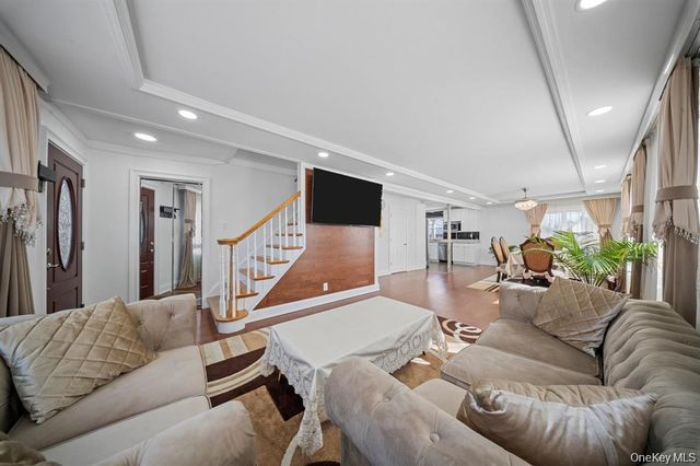 79-31 Langdale Street, New Hyde Park, NY 11040