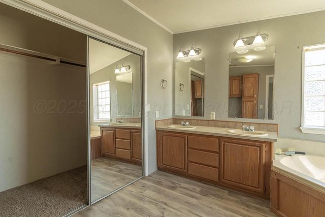 5606 W MCCORMICK Road, Amarillo, TX 79118