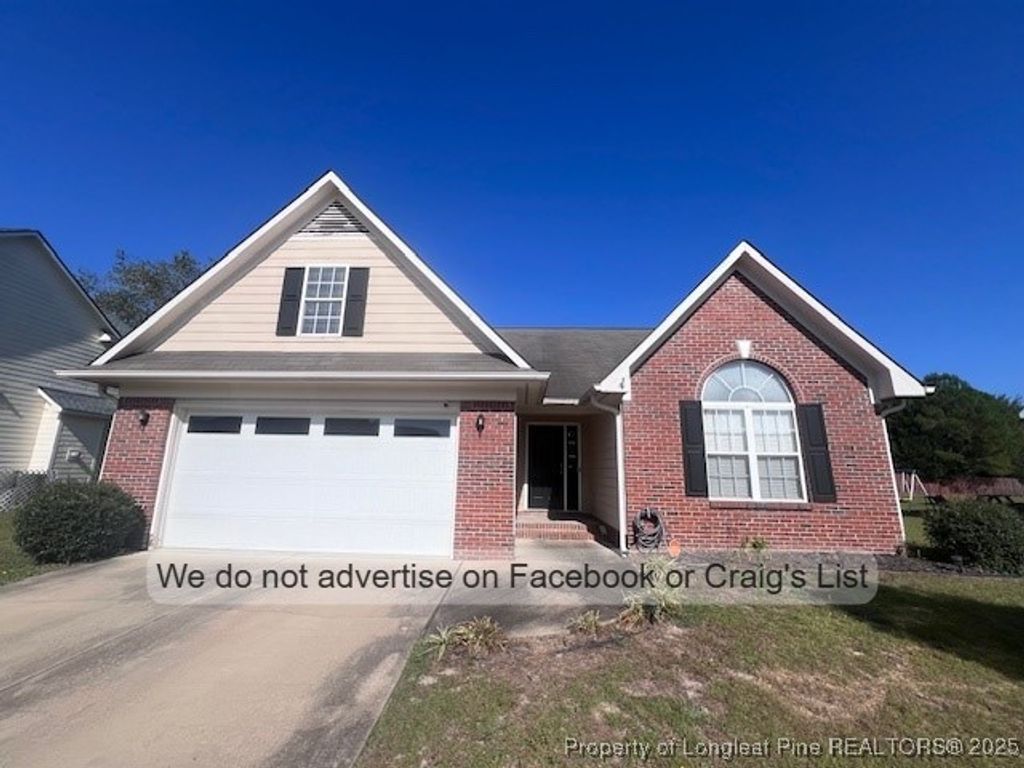 4206 Harbin Walk Lane, Fayetteville, NC 28306