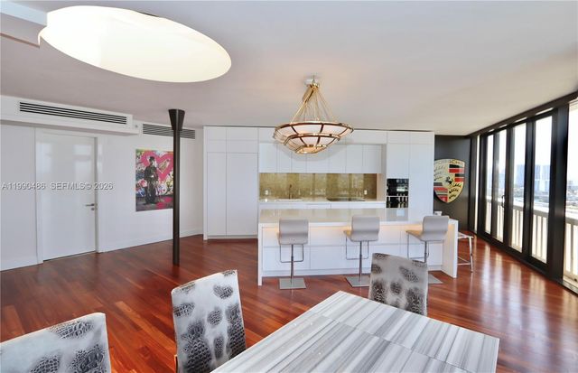 1000 Island Blvd PH2, Aventura, FL 33160