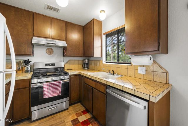 864 Nadelhorn Drive, Lake Arrowhead, CA 92352