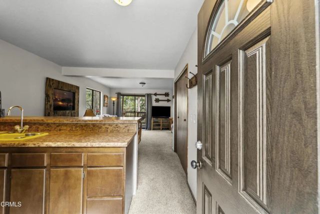 864 Nadelhorn Drive, Lake Arrowhead, CA 92352