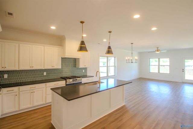 21765 Hemlock Drive, Athens, AL 35613