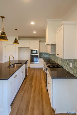 21765 Hemlock Drive, Athens, AL 35613