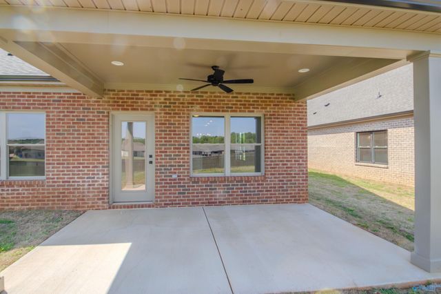 21765 Hemlock Drive, Athens, AL 35613