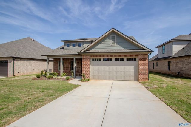 21765 Hemlock Drive, Athens, AL 35613