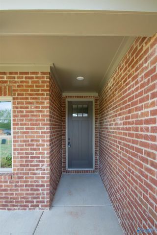 21765 Hemlock Drive, Athens, AL 35613