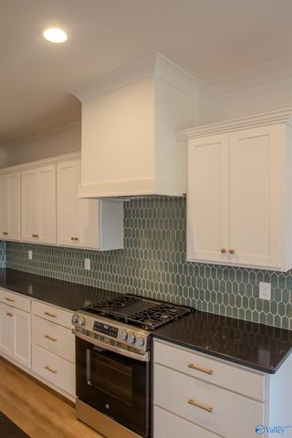 21765 Hemlock Drive, Athens, AL 35613