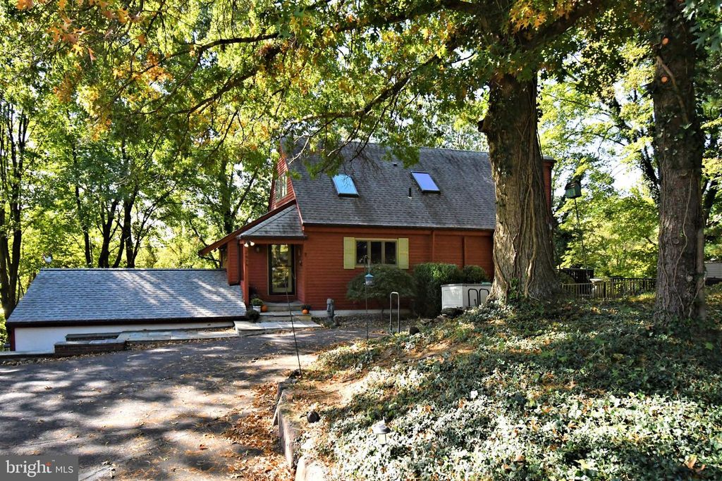 2874 PAPRIKA RD, DOYLESTOWN, PA 18902 — photo 2