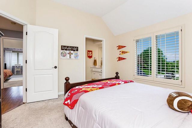 11618 S LEWIS Drive, Olathe, KS 66061