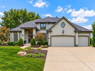 11618 S LEWIS Drive, Olathe, KS 66061