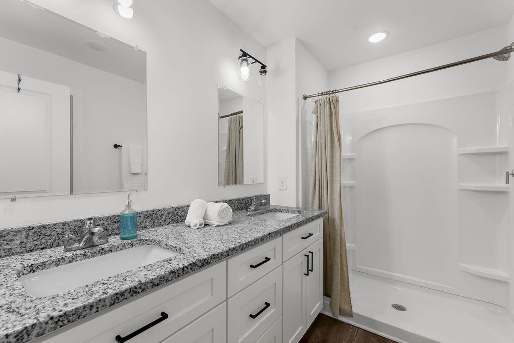 Image 23 of property listing at 5742 Salvo Street 1, Hanahan, SC 29410