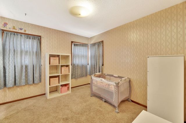 141 N Tracy St, Wichita, KS 67212