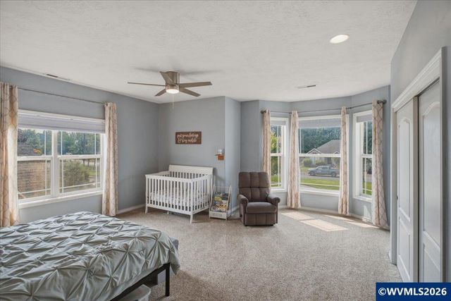 793 Lakefair Pl N, Keizer, OR 97303