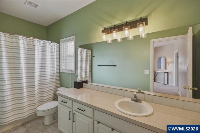 793 Lakefair Pl N, Keizer, OR 97303