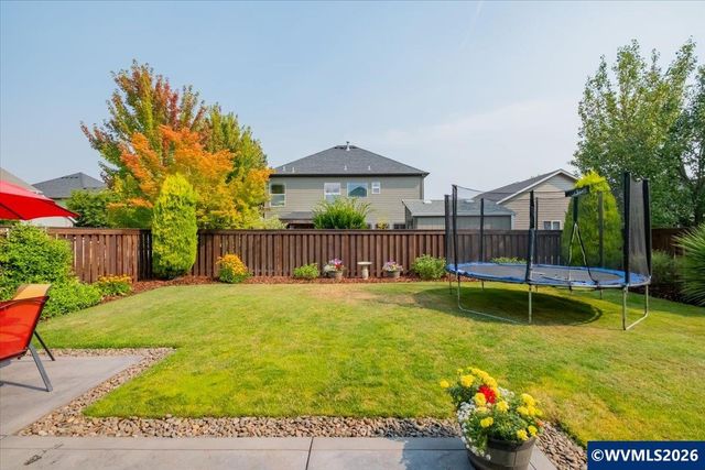 793 Lakefair Pl N, Keizer, OR 97303