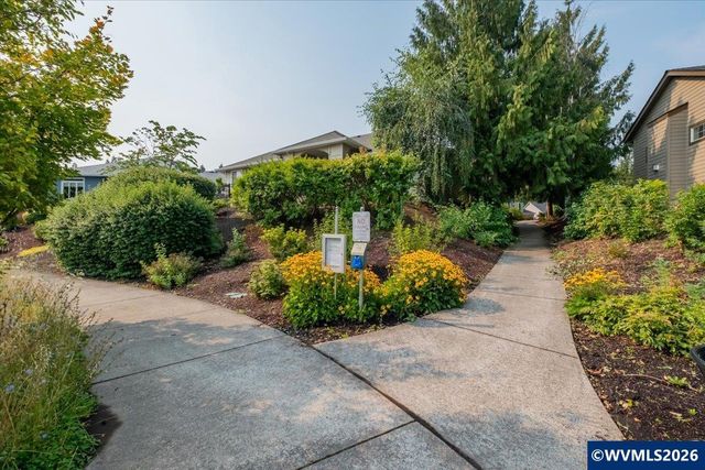 793 Lakefair Pl N, Keizer, OR 97303