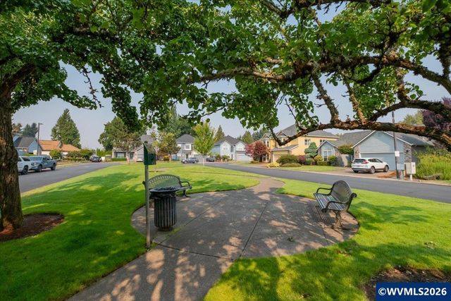 793 Lakefair Pl N, Keizer, OR 97303