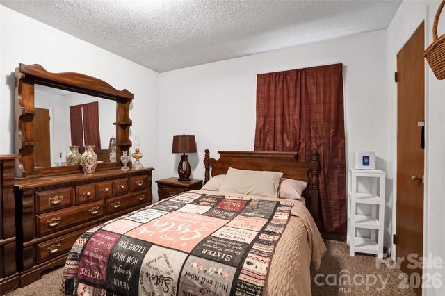 308 S Pine Street, Dallas, NC 28034