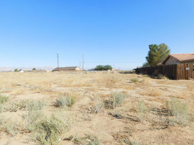 Walpole Avenue, California City, CA 93505