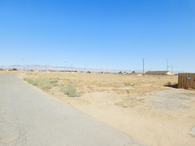 Walpole Avenue, California City, CA 93505
