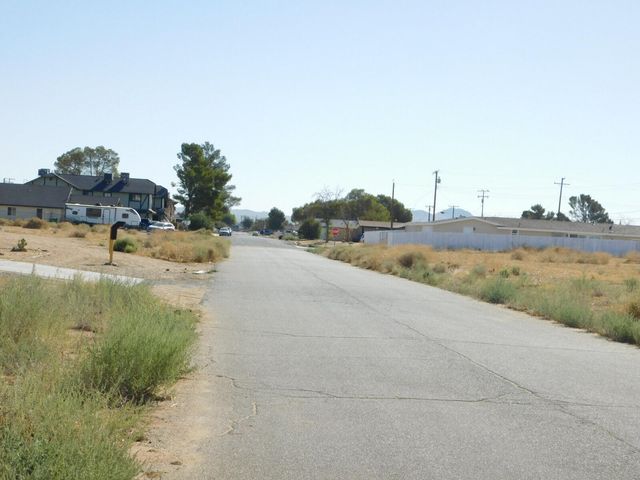 Walpole Avenue, California City, CA 93505