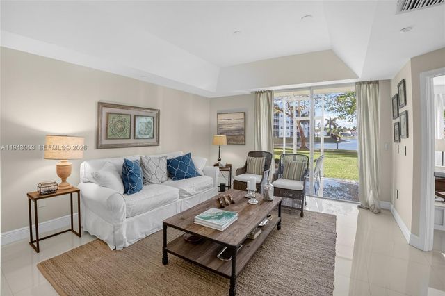 10710 NW 66th St 114, Doral, FL 33178