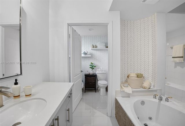 10710 NW 66th St 114, Doral, FL 33178