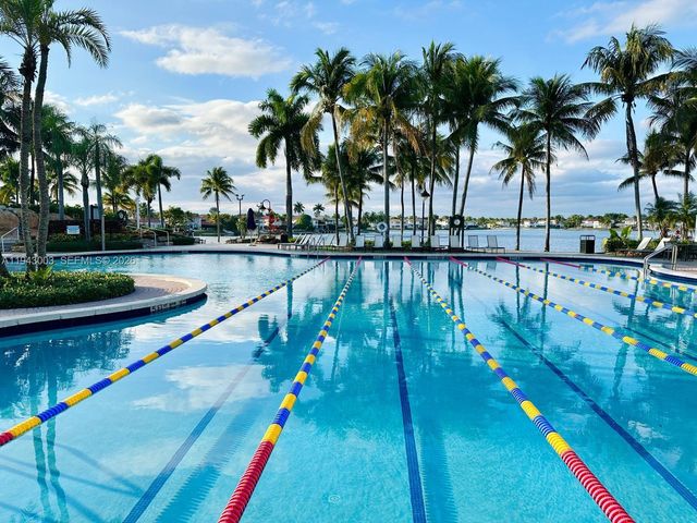 10710 NW 66th St 114, Doral, FL 33178