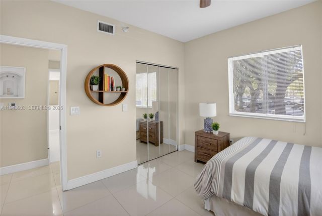 10710 NW 66th St 114, Doral, FL 33178