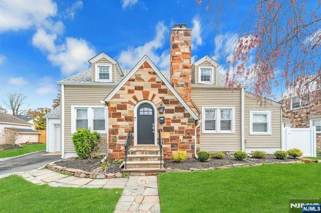 162 Norwood Avenue, North Plainfield, NJ 07060