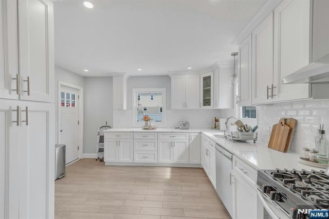 162 Norwood Avenue, North Plainfield, NJ 07060