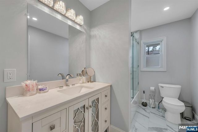 162 Norwood Avenue, North Plainfield, NJ 07060