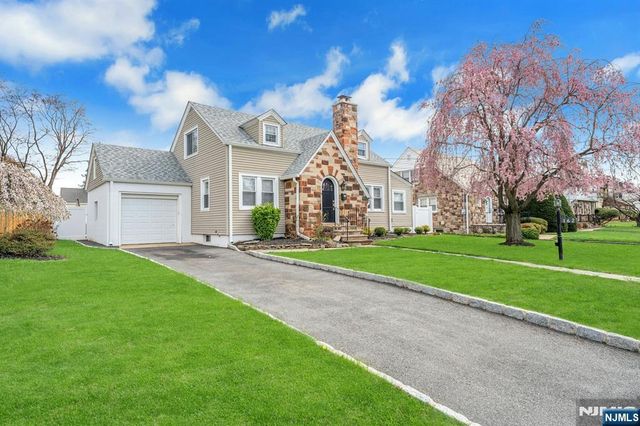 162 Norwood Avenue, North Plainfield, NJ 07060