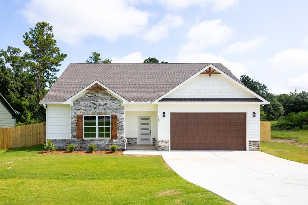 1328 Lee Road 0219, Phenix City, AL 36870