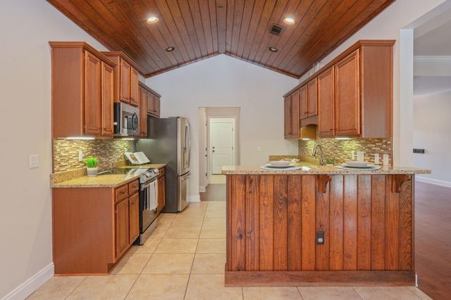 5534 Frontier Drive, Crestview, FL 32536