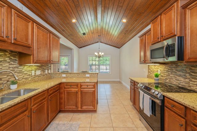 5534 Frontier Drive, Crestview, FL 32536