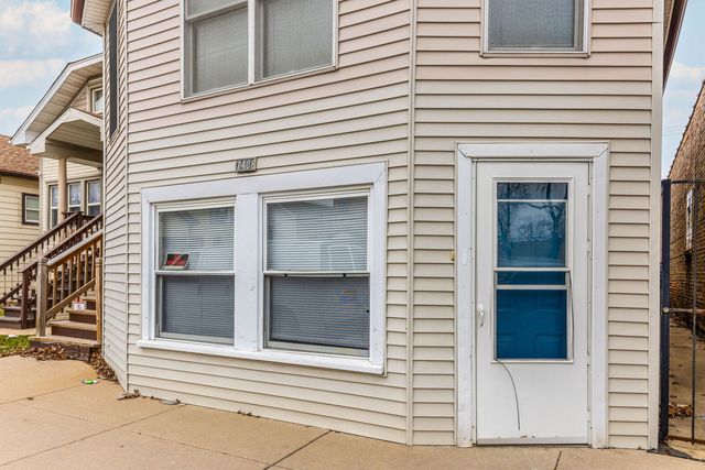 7408 W ADDISON Street 2, Chicago, IL 60634
