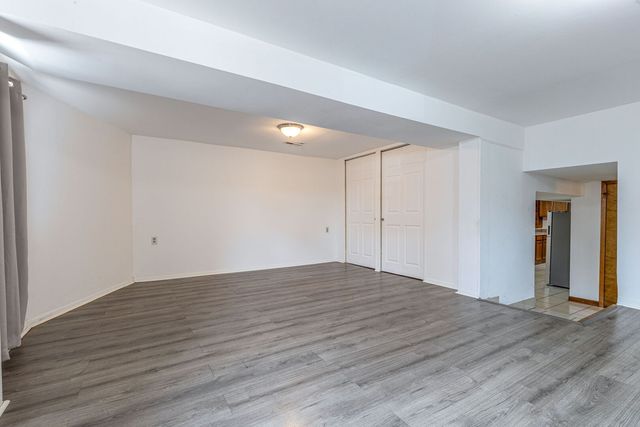 7408 W ADDISON Street 2, Chicago, IL 60634