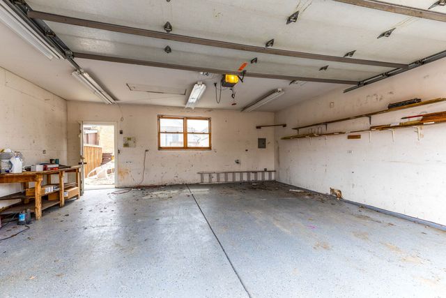 7408 W ADDISON Street 2, Chicago, IL 60634